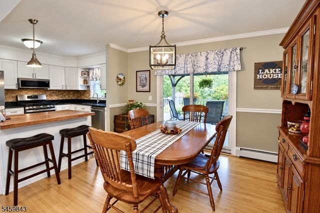 28 Yacht Club Dr, Jefferson Twp., NJ 07849