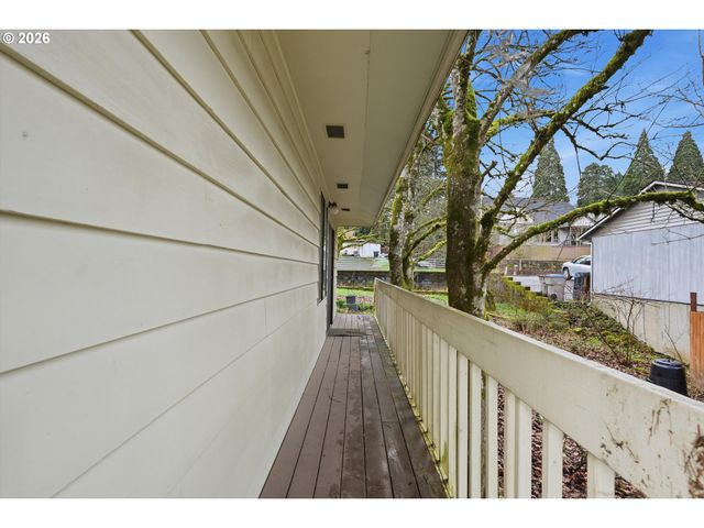 11765 Sw GAARDE St, Tigard, OR 97224