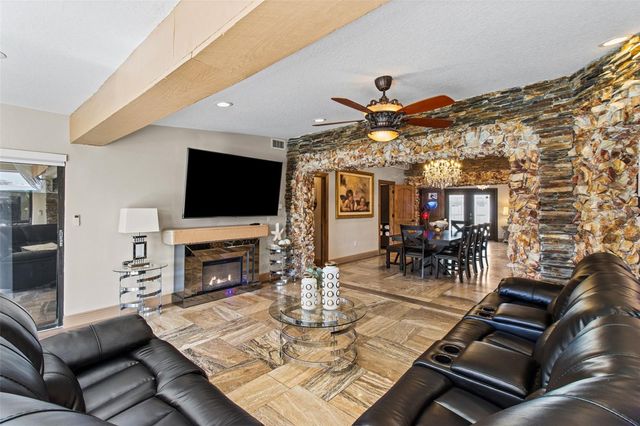 357 LA HACIENDA DRIVE, Indian Rocks Beach, FL 33785