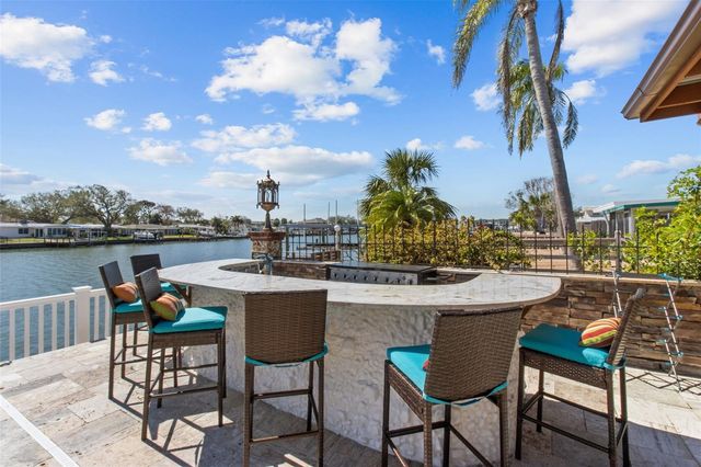 357 LA HACIENDA DRIVE, Indian Rocks Beach, FL 33785