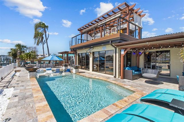 357 LA HACIENDA DRIVE, Indian Rocks Beach, FL 33785