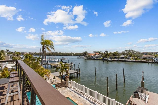357 LA HACIENDA DRIVE, Indian Rocks Beach, FL 33785