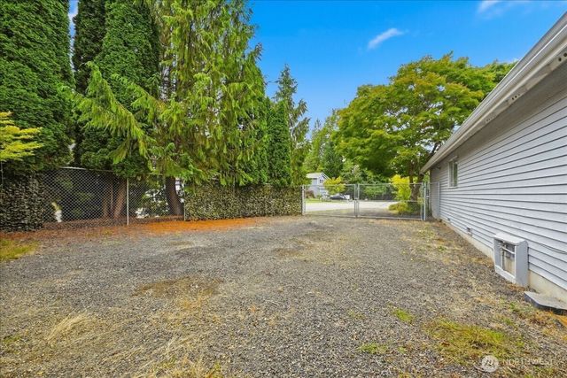 11825 Meridian Place SE, Lake Stevens, WA 98258