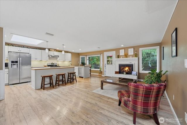11825 Meridian Place SE, Lake Stevens, WA 98258