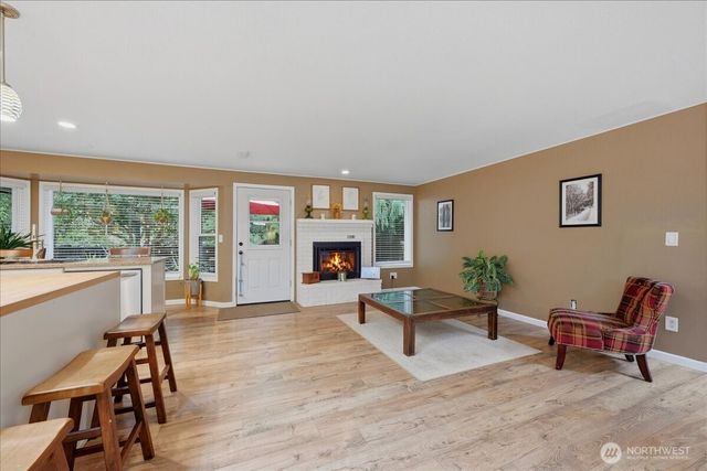 11825 Meridian Place SE, Lake Stevens, WA 98258