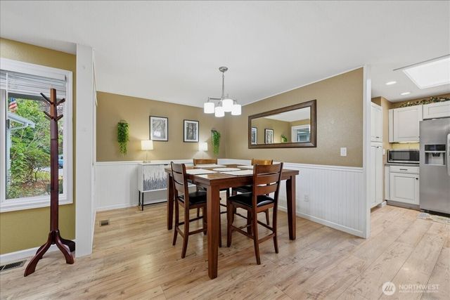 11825 Meridian Place SE, Lake Stevens, WA 98258