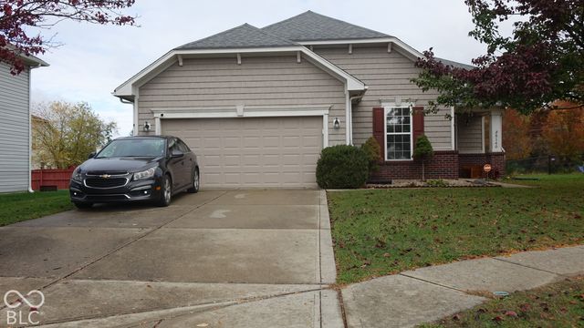 8140 Harshaw Drives, Indianapolis, IN 46239