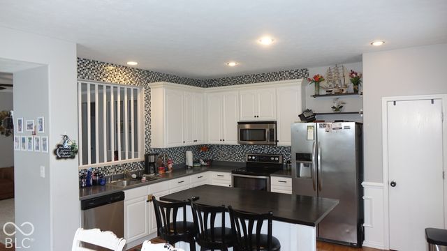 8140 Harshaw Drives, Indianapolis, IN 46239