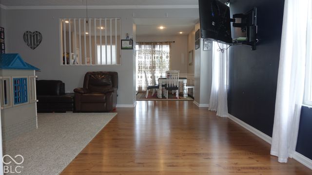 8140 Harshaw Drives, Indianapolis, IN 46239