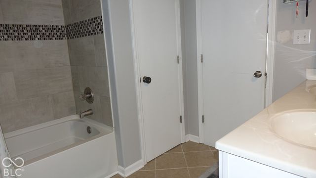 8140 Harshaw Drives, Indianapolis, IN 46239