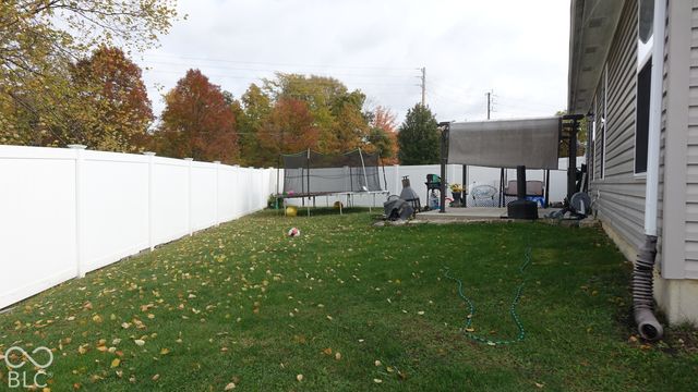 8140 Harshaw Drives, Indianapolis, IN 46239