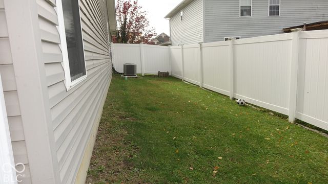 8140 Harshaw Drives, Indianapolis, IN 46239