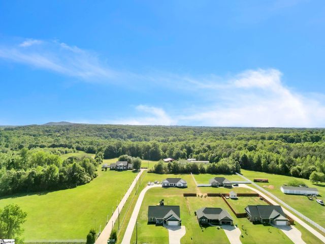 437 Cherokee Creek Road, Gaffney, SC 29341