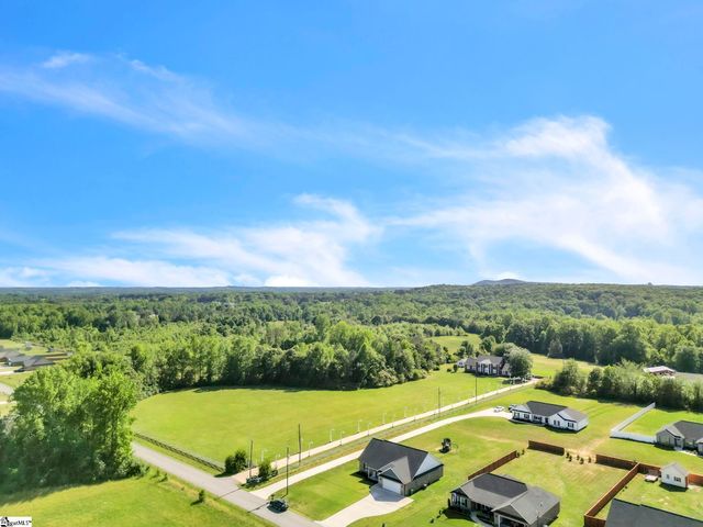 437 Cherokee Creek Road, Gaffney, SC 29341