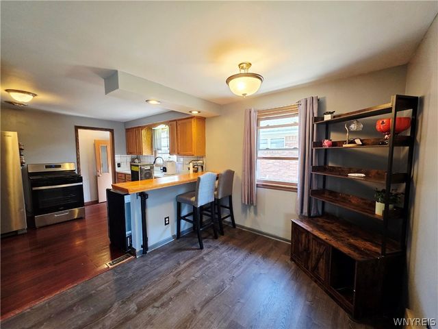 223 Collins Avenue, West Seneca, NY 14224