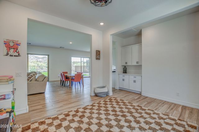 43607 N NATIONAL Court, New River, AZ 85087