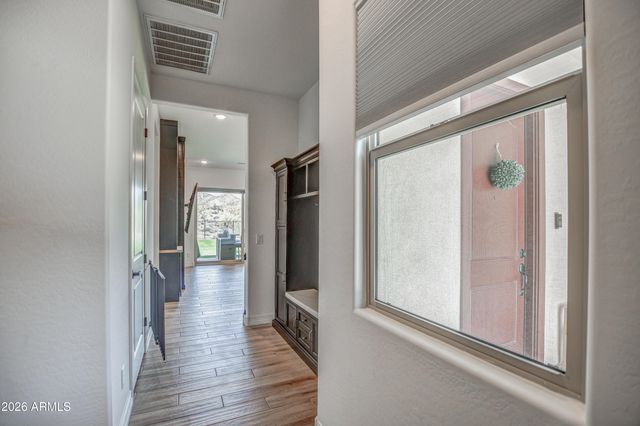 43607 N NATIONAL Court, New River, AZ 85087