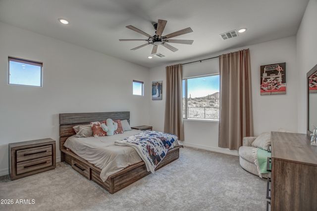 43607 N NATIONAL Court, New River, AZ 85087