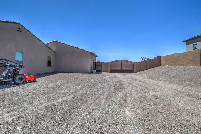 43607 N NATIONAL Court, New River, AZ 85087