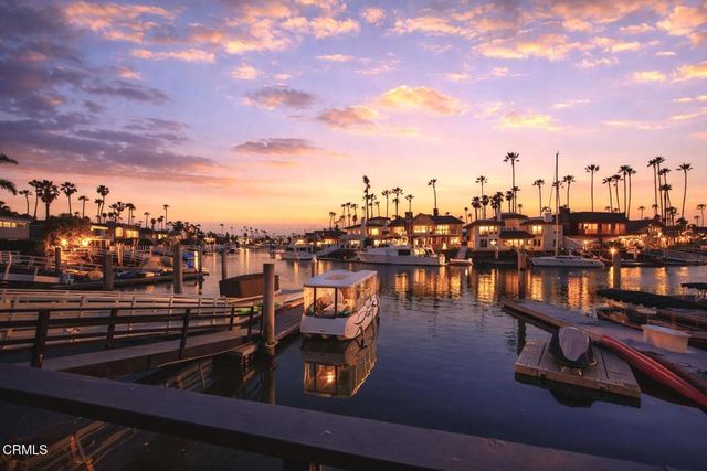 952 Peninsula Street, Ventura, CA 93001