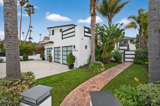 952 Peninsula Street, Ventura, CA 93001
