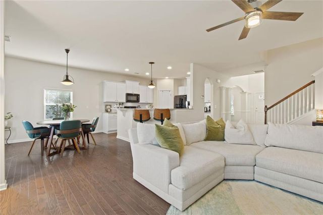 6020 Vista Crossing Way, Cumming, GA 30028