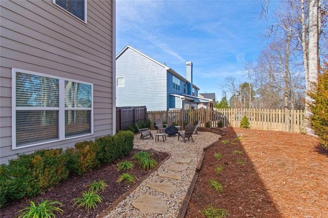 6020 Vista Crossing Way, Cumming, GA 30028