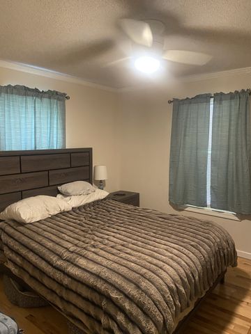 2750 Lyle Hollow Rd, Palmyra, TN 37142
