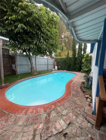 12117 Alberta Dr, Los Angeles, CA 90230