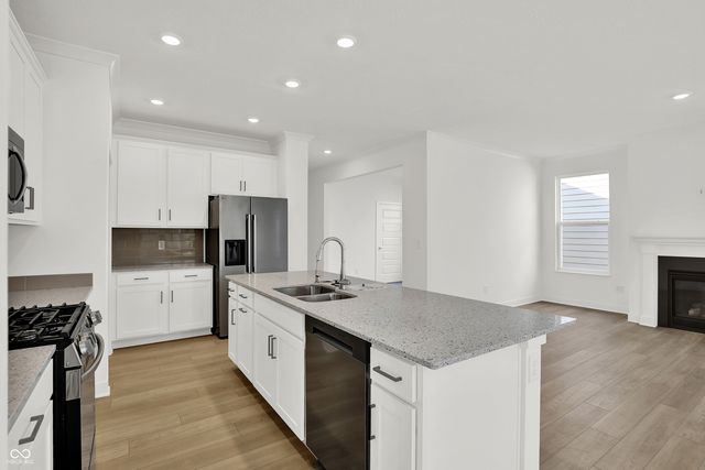 5279 Nettleton Way, Avon, IN 46123