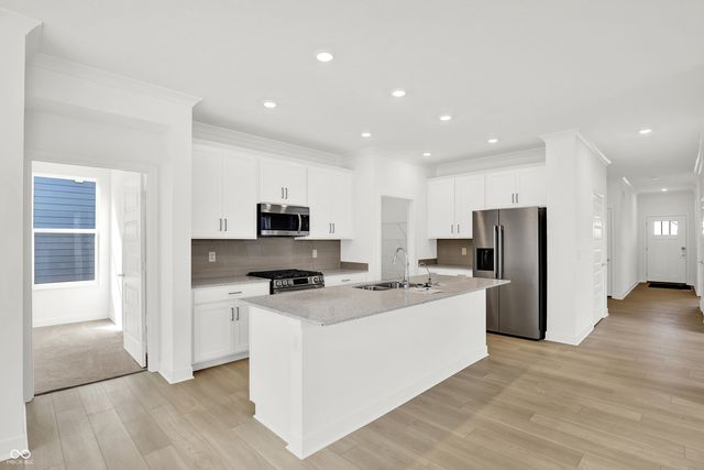 5279 Nettleton Way, Avon, IN 46123