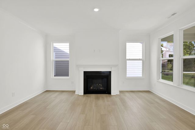 5279 Nettleton Way, Avon, IN 46123