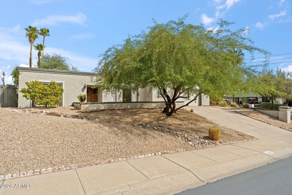 14201 N 11TH Way, Phoenix, AZ 85022 — exterior