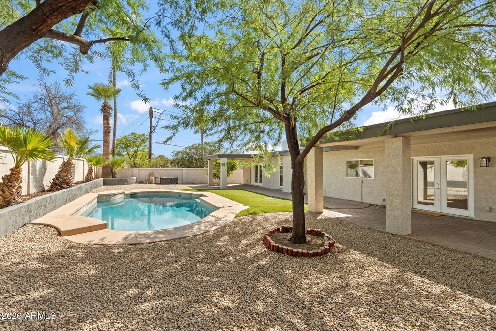 14201 N 11TH Way, Phoenix, AZ 85022 — photo 2