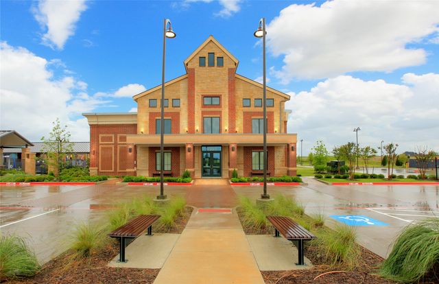 1334 Parkdale Street, Forney, TX 75126