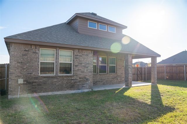 518 Saddle Club Way, Princeton, TX 75407