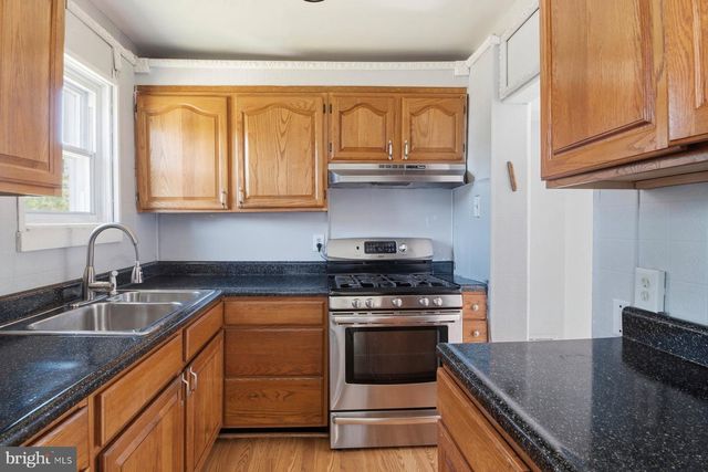 3203 GLEN AVE, Baltimore, MD 21215