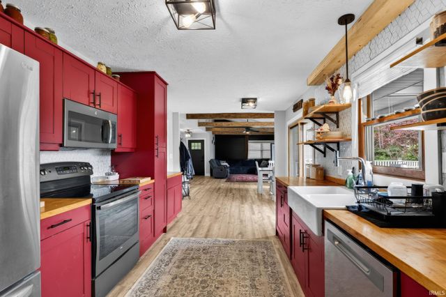 4703 W 1200 N Road, Knightstown, IN 46148