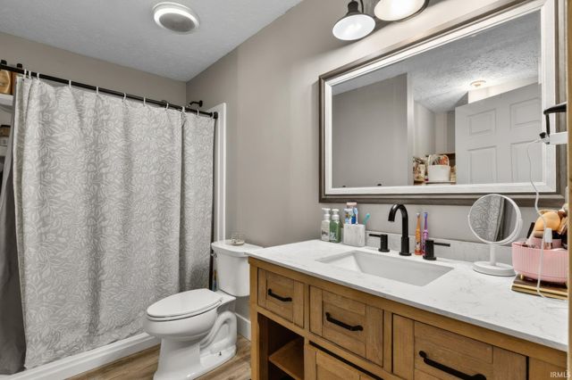 4703 W 1200 N Road, Knightstown, IN 46148