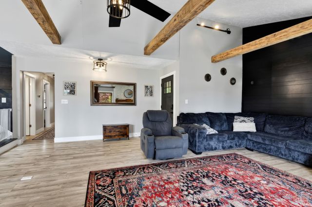 4703 W 1200 N Road, Knightstown, IN 46148
