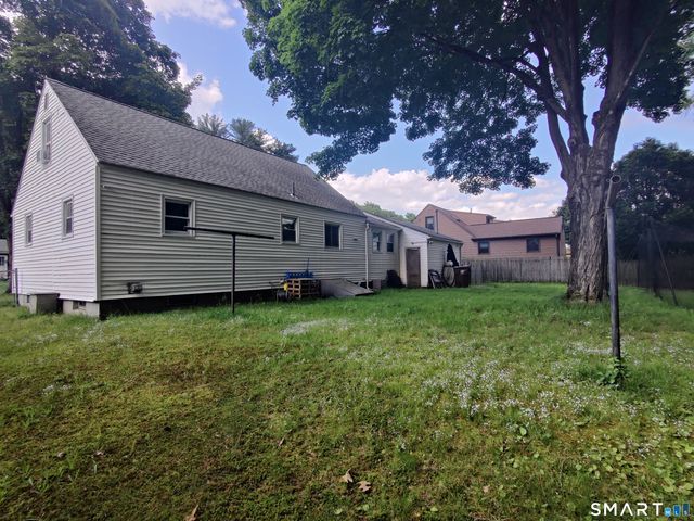 35 Brook Road, Enfield, CT 06082