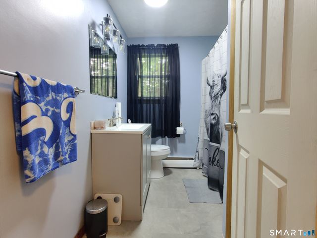 35 Brook Road, Enfield, CT 06082