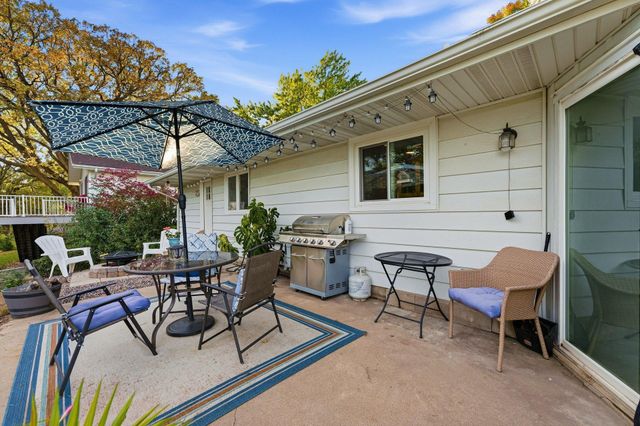 16497 Franklin Trail SE, Prior Lake, MN 55372