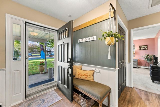 16497 Franklin Trail SE, Prior Lake, MN 55372