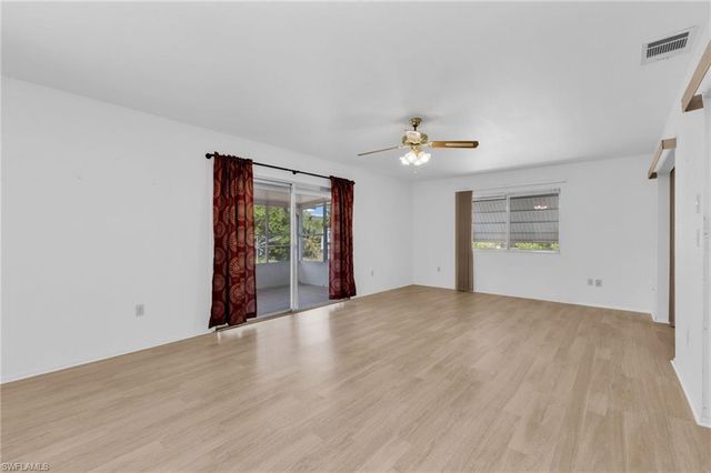 1361 Frizzell LN, Port Charlotte, FL 33948