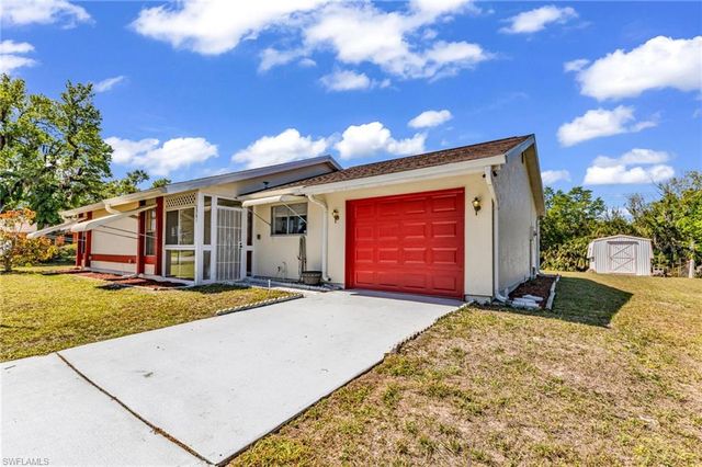 1361 Frizzell LN, Port Charlotte, FL 33948