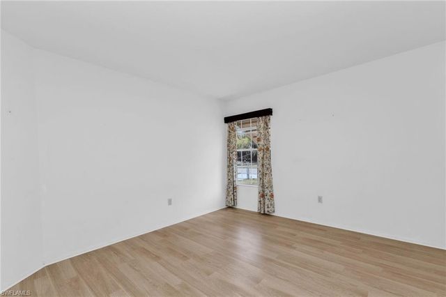 1361 Frizzell LN, Port Charlotte, FL 33948