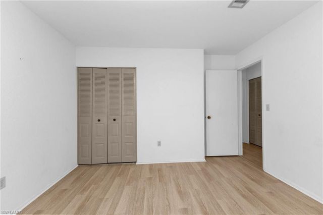 1361 Frizzell LN, Port Charlotte, FL 33948