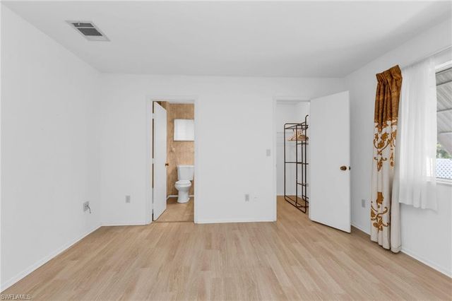 1361 Frizzell LN, Port Charlotte, FL 33948