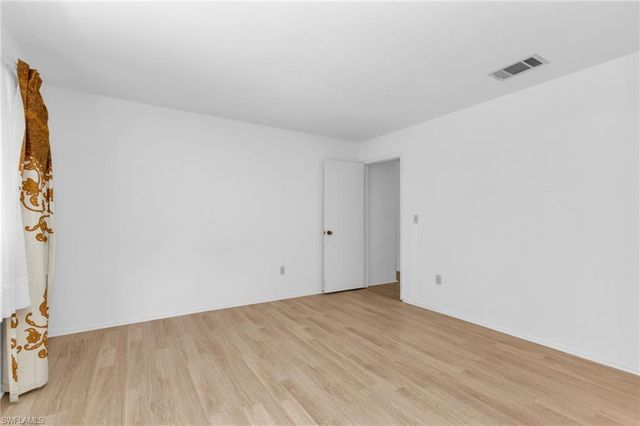 1361 Frizzell LN, Port Charlotte, FL 33948